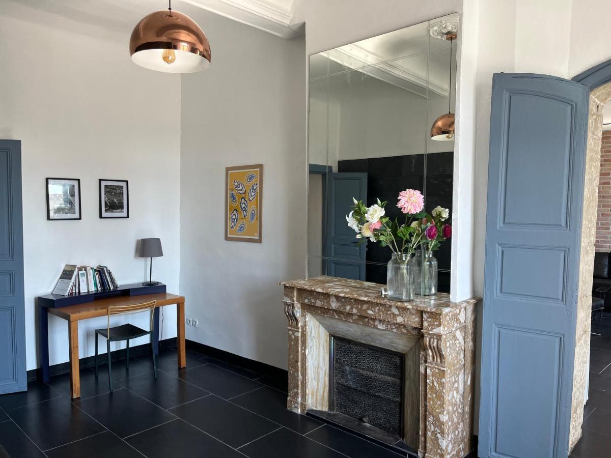 L'Appartement Sur Quai - En Face De La Criee Сет Экстерьер фото